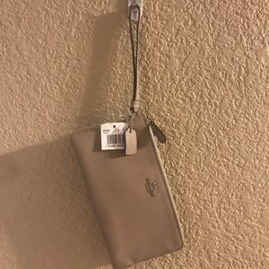 Coach double zipper 54052 Stone wristlet